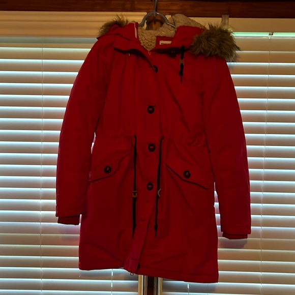 Water Resistant Long Sleeve Longer Length Parka wFaux Fur Trim Hood - Picture 1 of 6